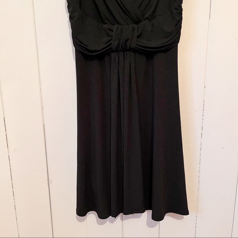 Black Dress. Slinky material. - Picture 4 of 8